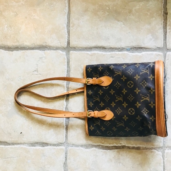 Authentic Luis Vuitton Bucket purse - Picture 5 of 5
